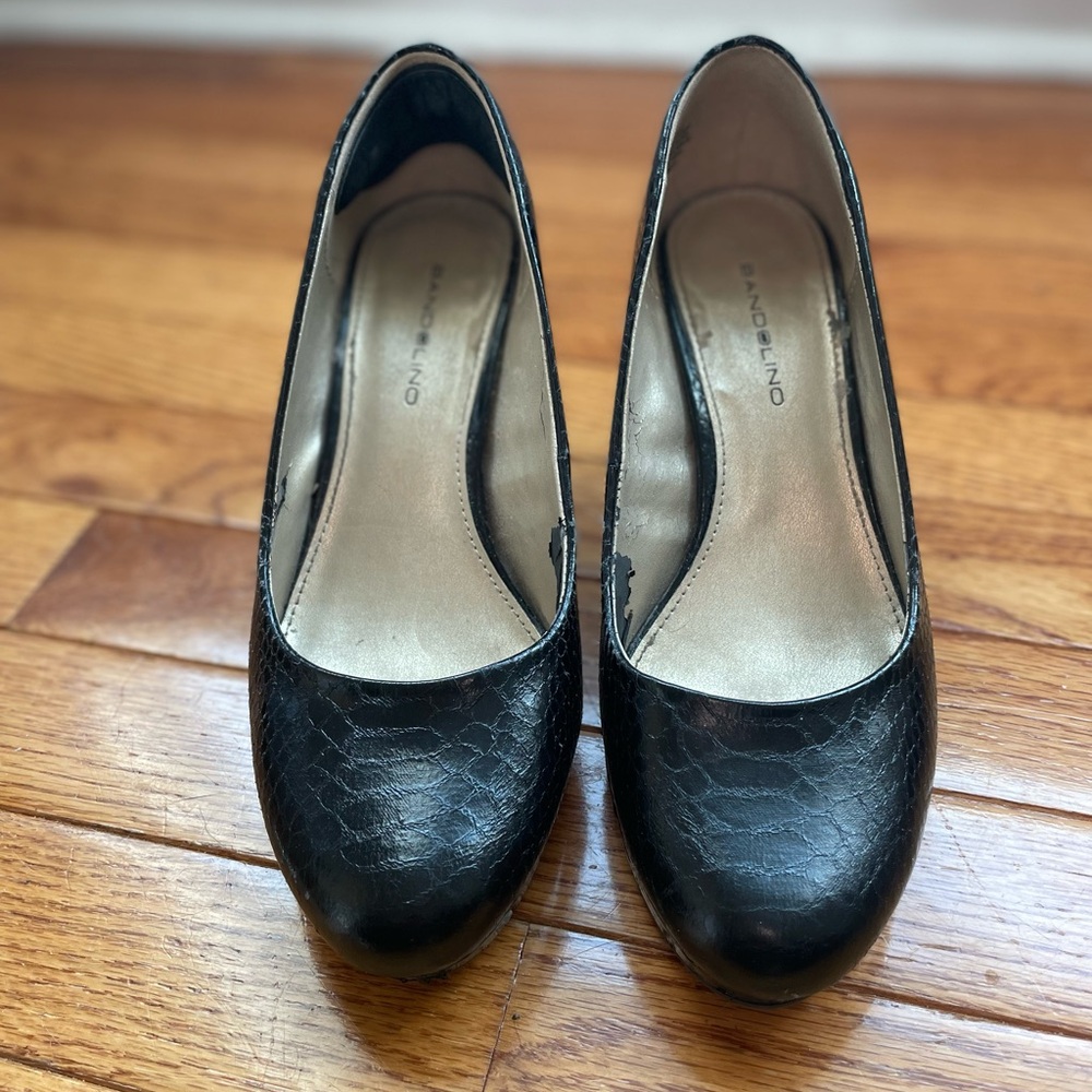 Bandolino Women's Black Pumps